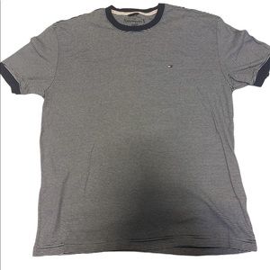 XL Tommy Hilfiger T-shirt